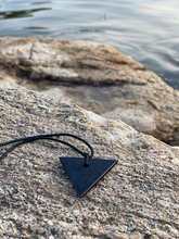 Load image into Gallery viewer, Shungite Pendant Necklace